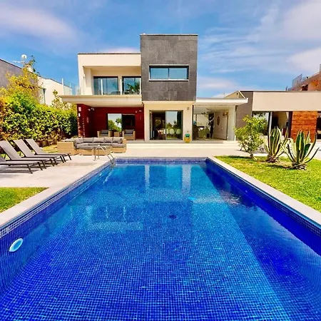 Nirvana Villa *